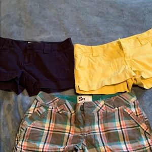 3 pairs of short shorts